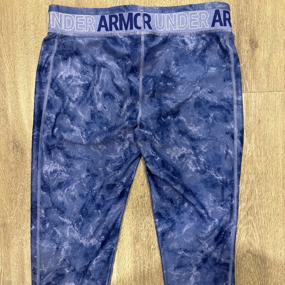 Under Armour Girls Youth Purple Capri Leggings | Size XL - Picture 5 of 7